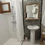 Villa Sokaku Monark Berat