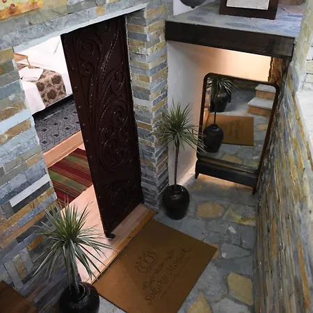 Villa Sokaku Monark *