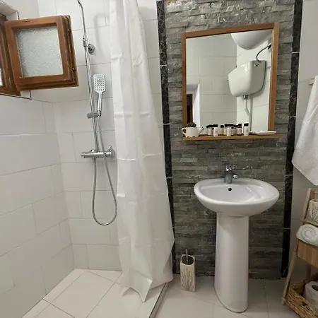 Villa Sokaku Monark Berat