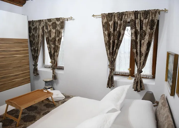 Villa Sokaku Monark *