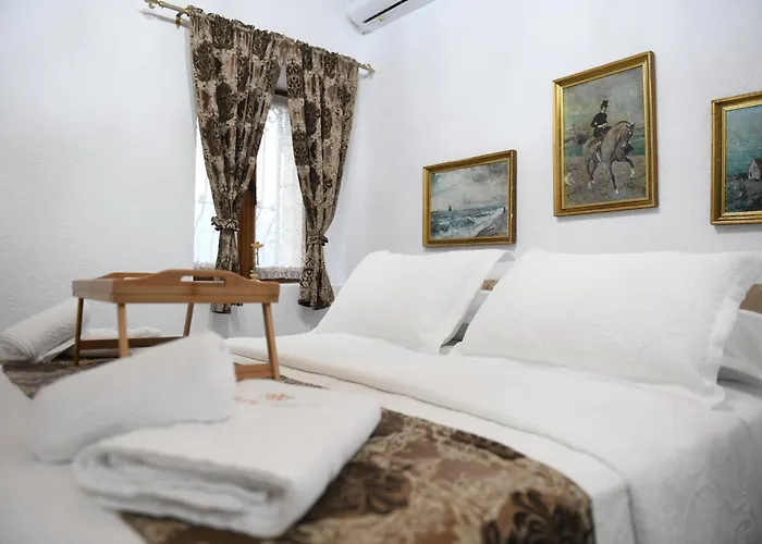 Villa Sokaku Monark *